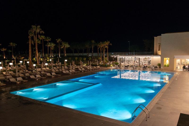 Mangia'S Himera Resort Campofelice Di Roccella Esterno foto