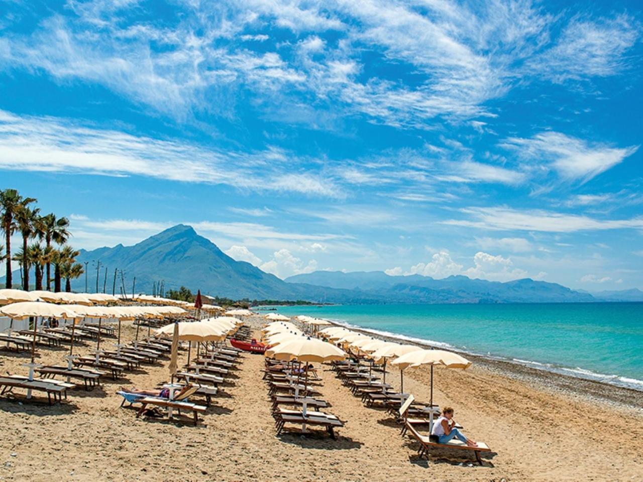 Mangia'S Himera Resort Campofelice Di Roccella Esterno foto